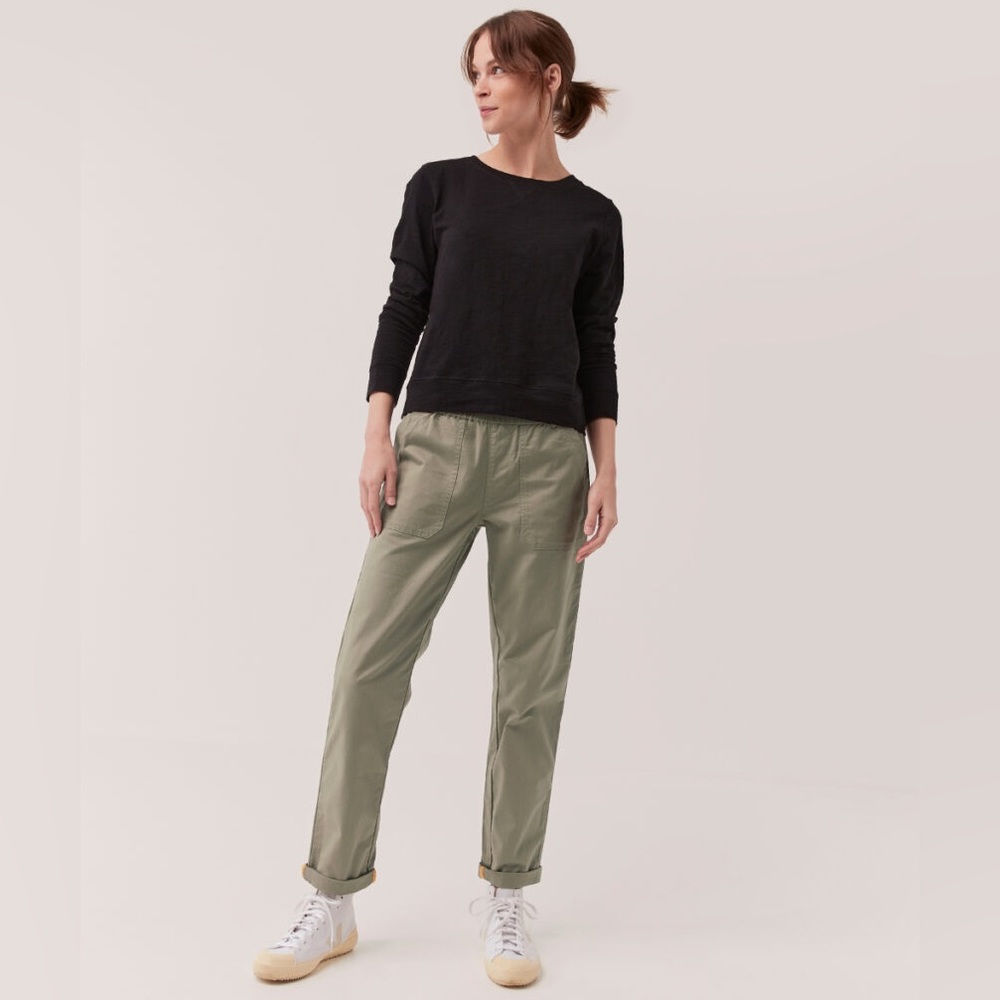 PACT NWT Women's Mink Grey Woven Twill Roll Up Pant